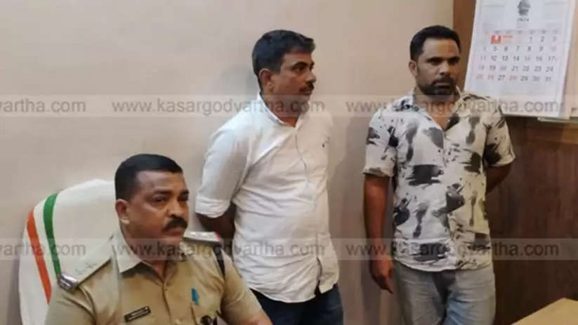 e_cigarettes-seized_in_kasargod.jpg | Confiscated e-cigarettes, Massive E-cigarette Seizure in Kasaragod, Two Arrested