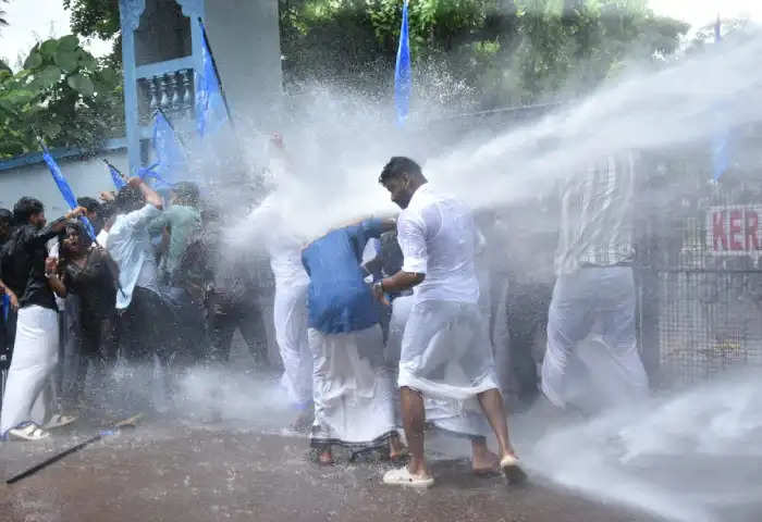 clashes during ksus march to the collectorate