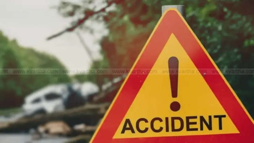 Car accident in Alappuzha