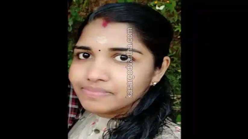 nurse found dead in thalassery 