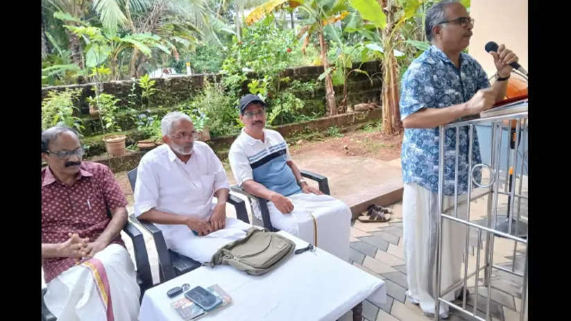 Ambikasuthan Mangad at literary event