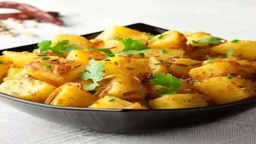 Potato Onion Fry Recipe, Kochi, News, Top Headlines, Potato Onion Fry, Recipe, Curry Tips, Tasty