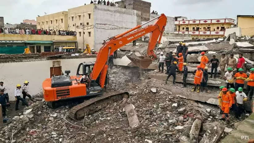 7 Died In Surat Building Collapse, Bodies Pulled Out Of Debris Overnight, Died, Building, Collapsed, News