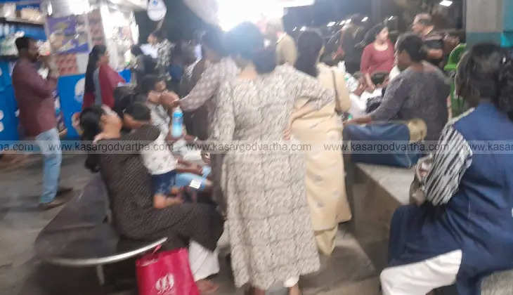 three women died by train near kanhangad railway station