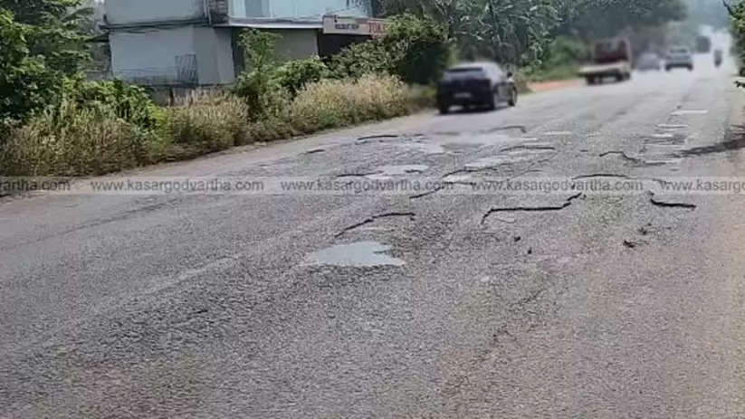  Travellers Suffer on KSTP Road in Kasaragod