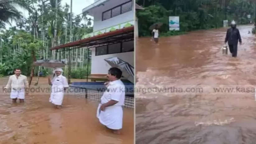 Kottody town and mosque flooded; District Collector declared holiday for the Kottody Higher Secondary School, Kottody Town, Mosque, Flooded, District Collector