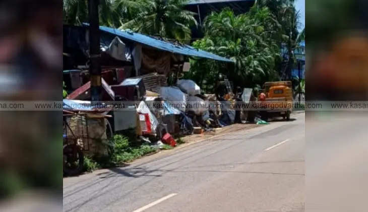 Scrap shop causing a road blockage