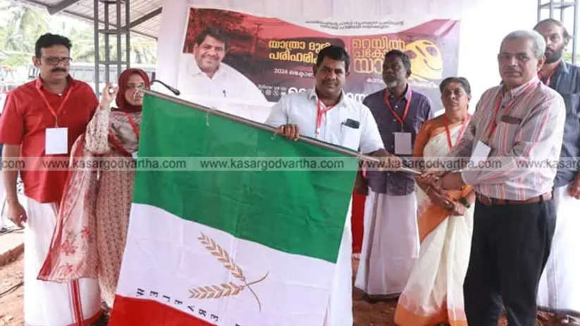 Razaq Paleri Calls for Special Railway Package for Kerala