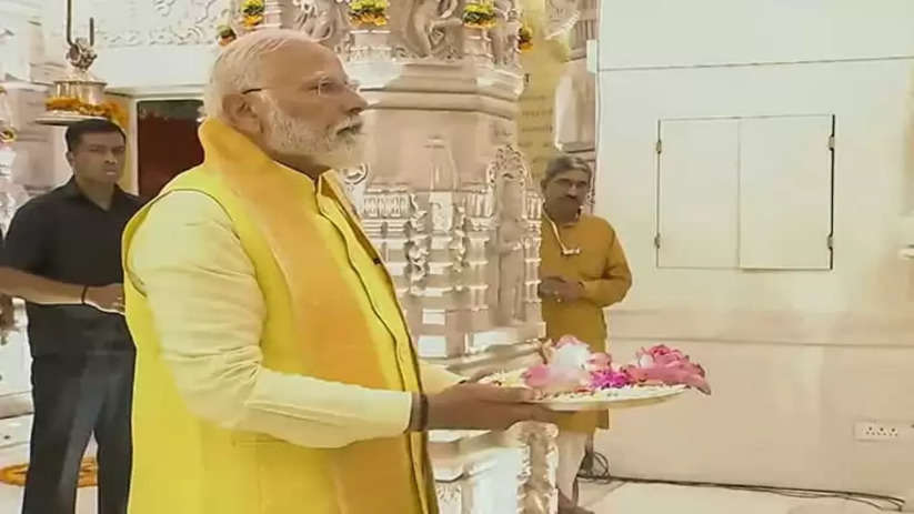 PM Modi along with CM Yogi holds mega roadshow after offering prayers at Ayodhya's Ram Temple, PM, Narendra Modi, Ayodhya, Ayodhya Visit, PM Modi