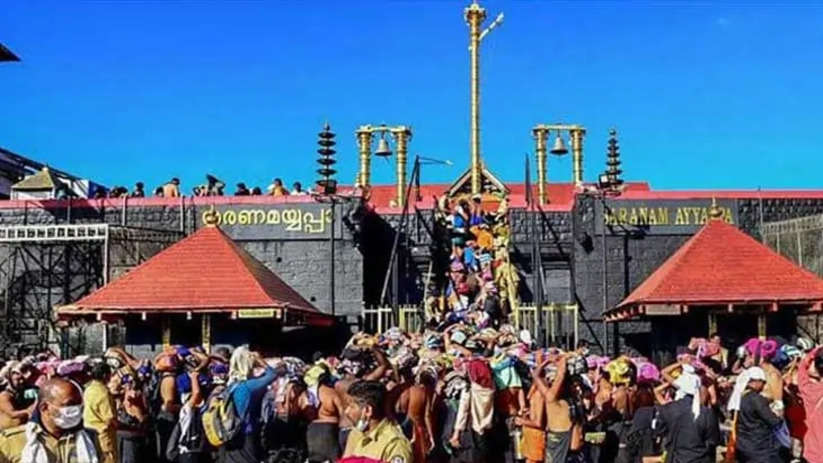 Devotees at Sabarimala temple