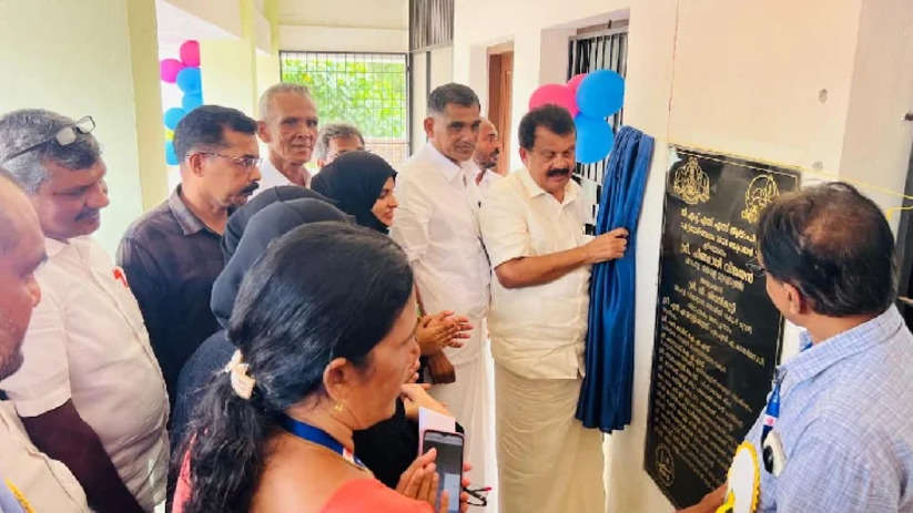 kerala cm inaugurates renovated alampadi school